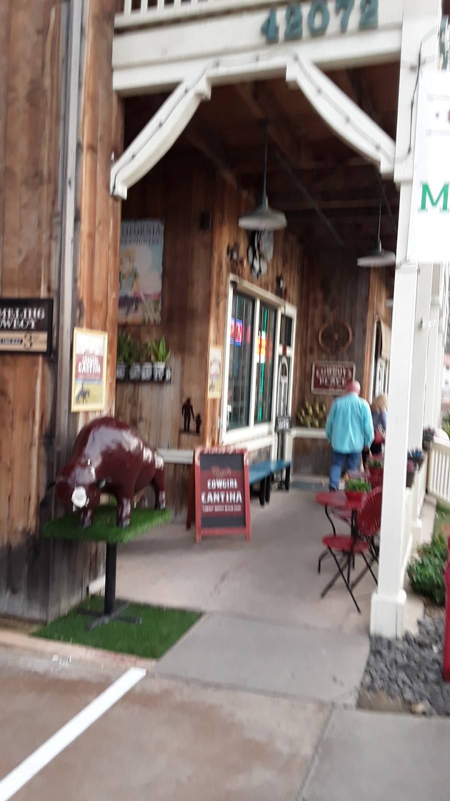 Renes Cowgirl Cantina | restaurant | 42072 5th St, Temecula, CA 92590, USA | 9516954444 OR +1 951-695-4444