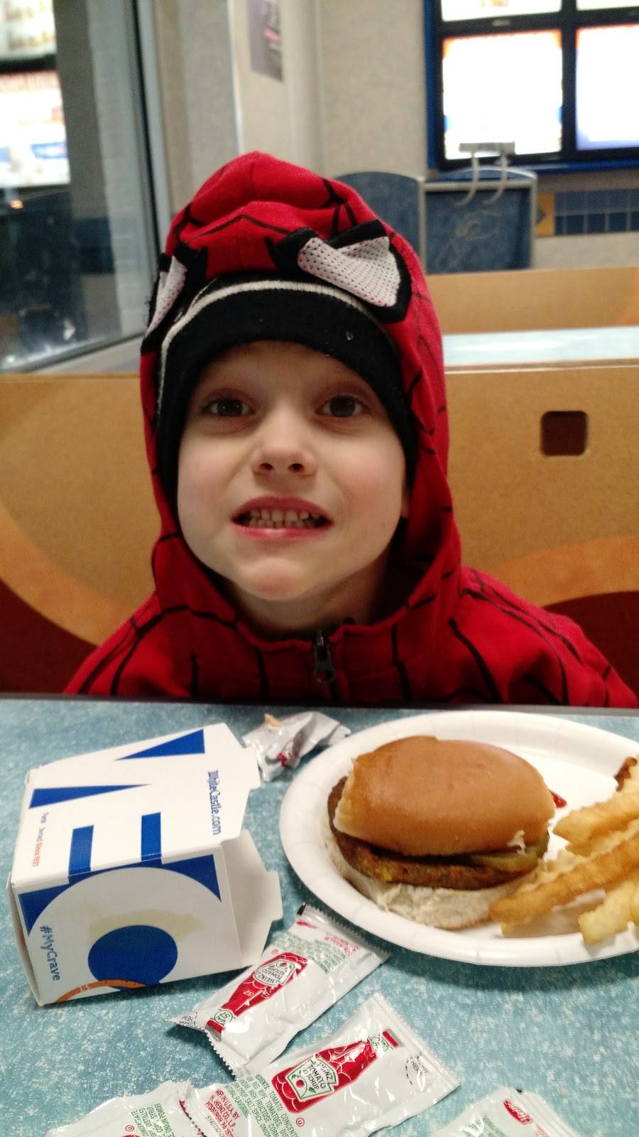 White Castle | restaurant | 22340 Ecorse Rd, Taylor, MI 48180, USA | 3132955648 OR +1 313-295-5648