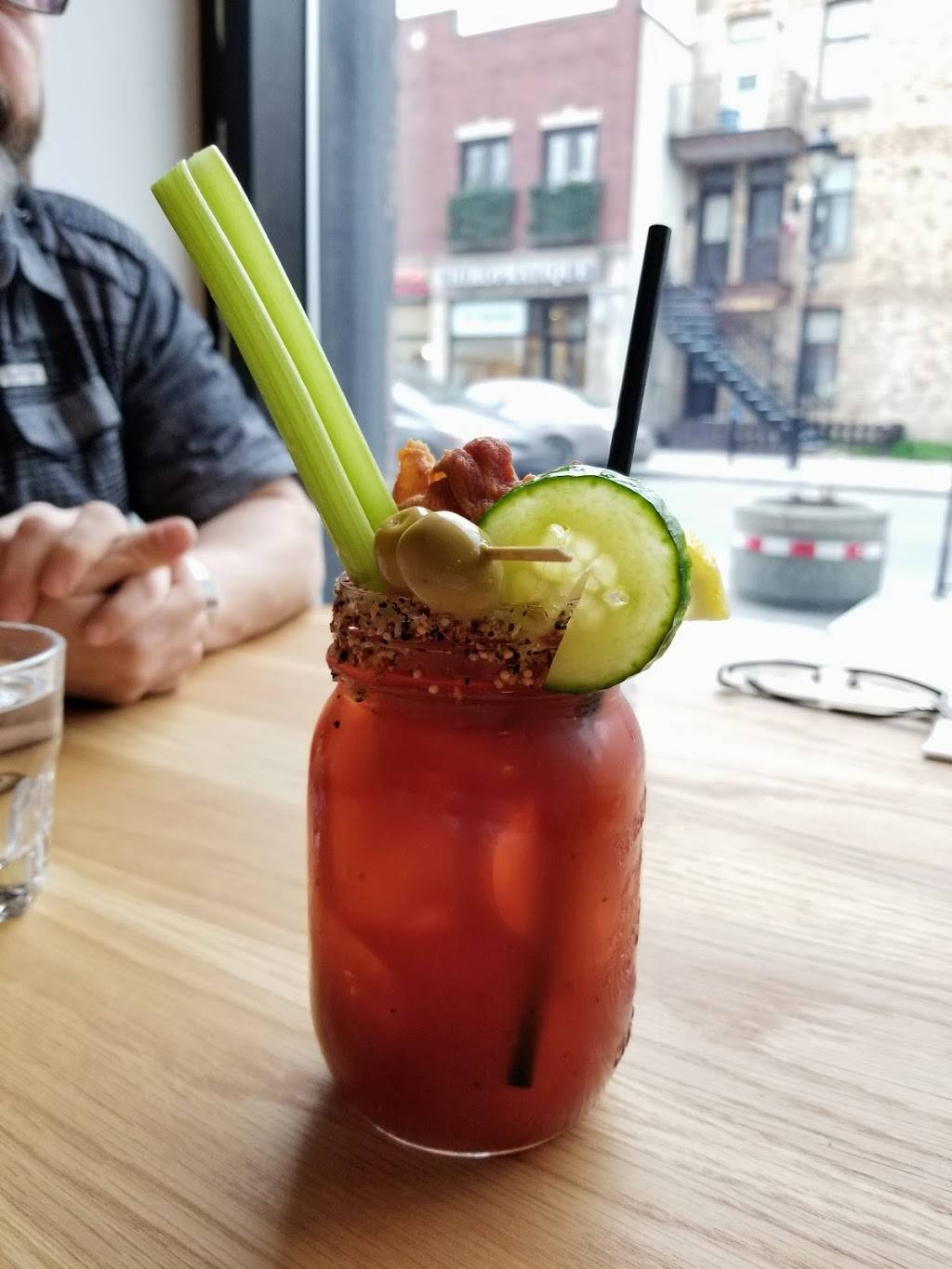 La Betise - Verdun | restaurant | 3807 Rue Wellington, Verdun, QC H4G 1V1, Canada | 5147508288 OR +1 514-750-8288