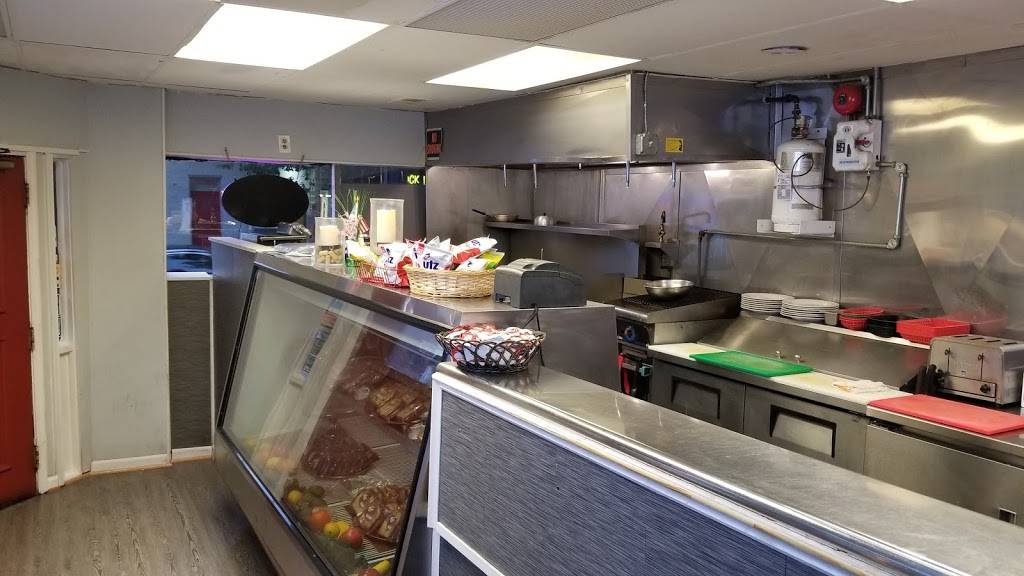 Stage Door Deli | restaurant | 1324 King St, Alexandria, VA 22314, USA | 7038367885 OR +1 703-836-7885