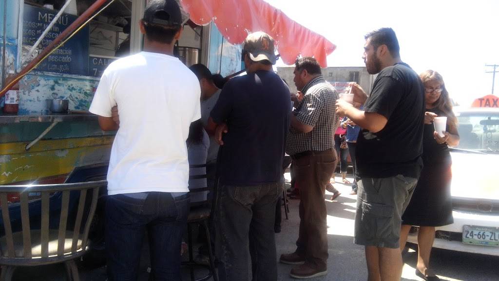 "Mariscos La Bufadora" de el GUERO | restaurant | Av. Flores Magón & Ignacio Ramírez, Salvatierra, 22607 Tijuana, BCS, Mexico | 016643879160 OR +52 664 387 9160