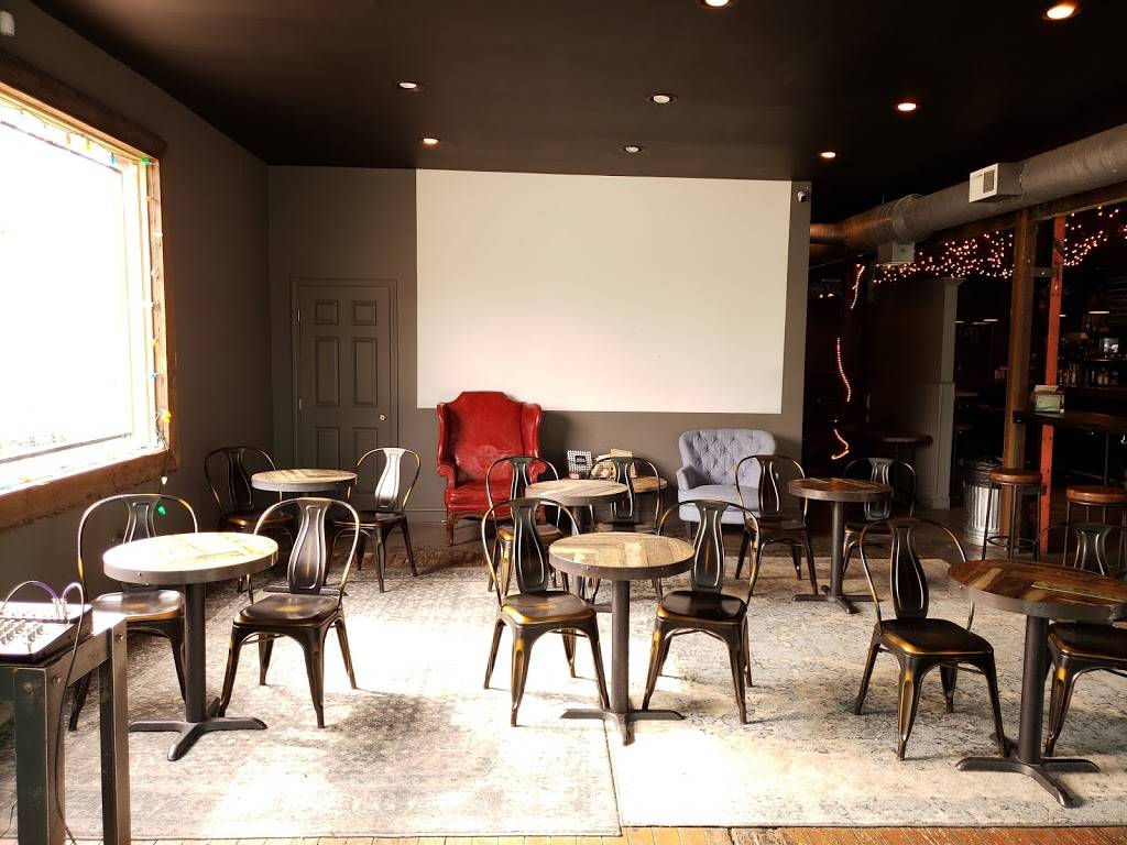 The Butchertown Social | restaurant | 1601 Story Ave, Louisville, KY 40206, USA | 5028903892 OR +1 502-890-3892