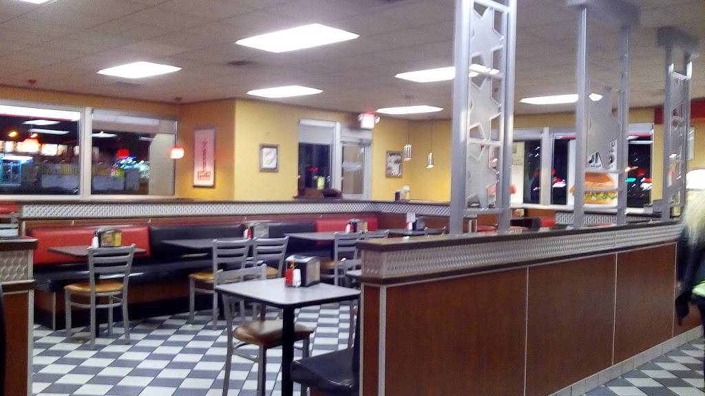 Carls Jr. / Green Burrito | restaurant | 9917 Chapman Ave, Garden Grove, CA 92841, USA | 7146368456 OR +1 714-636-8456