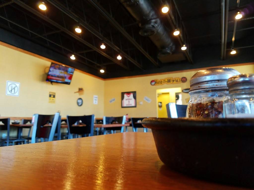 Pizza Hut | meal takeaway | 1015 N Kingshighway St, Cape Girardeau, MO 63701, USA | 5733343798 OR +1 573-334-3798