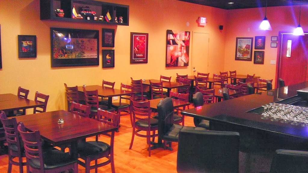 La Parrilla Colombian Steakhouse | restaurant | 6427 W Irving Park Rd, Chicago, IL 60634, USA | 7737777720 OR +1 773-777-7720