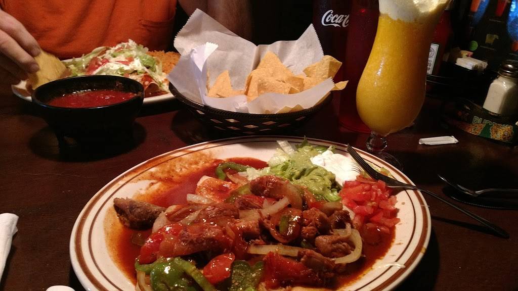 La Huerta Bar & Grill | restaurant | 4901 S Thompson St, Springdale, AR 72764, USA | 4797509700 OR +1 479-750-9700