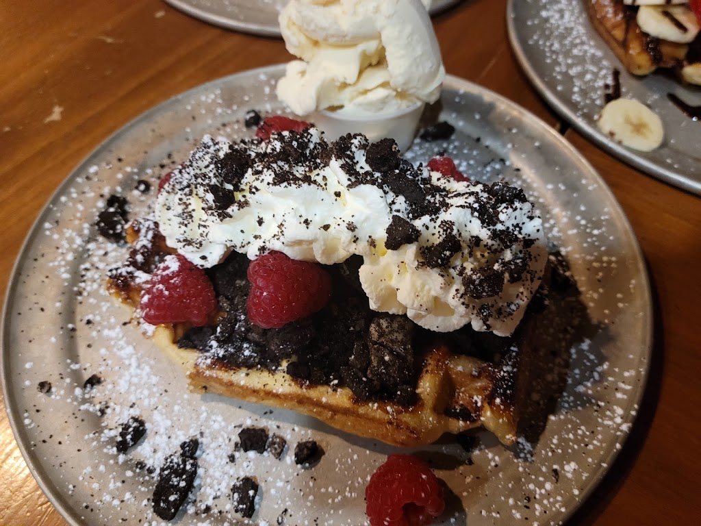 Zinnekens Belgian waffles | bakery | 1154 Massachusetts Ave, Cambridge, MA 02138, USA | 6178760836 OR +1 617-876-0836