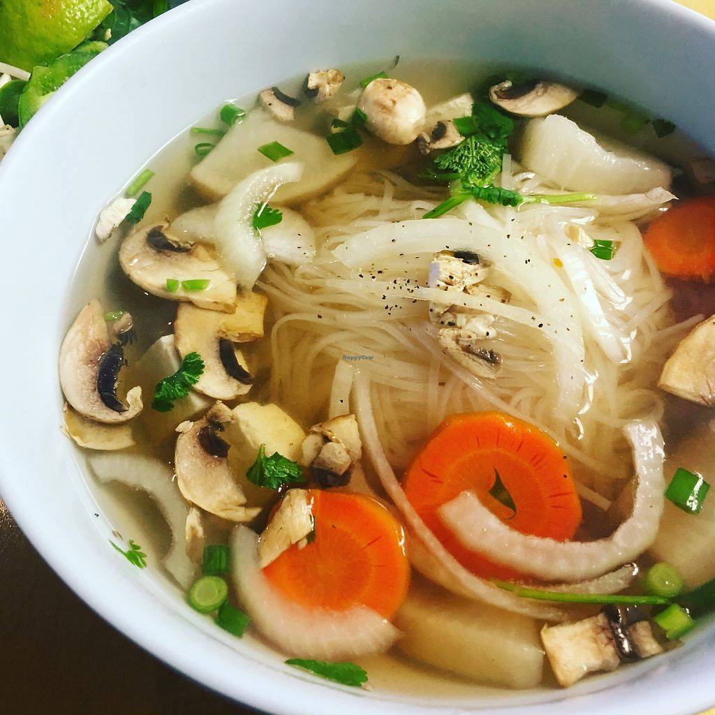 Pho Cafe | meal delivery | 232 W Cermak Rd, Chicago, IL 60616, USA | 3126009636 OR +1 312-600-9636