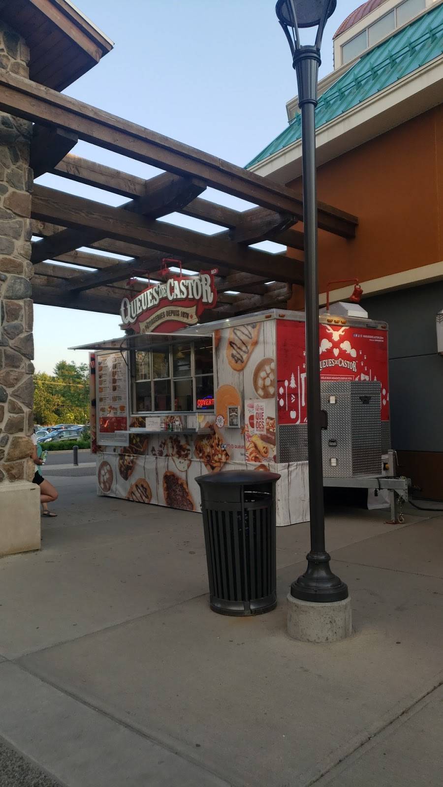 Queues de Castor | restaurant | 19001 Chemin Notre Dame, Mirabel, QC J7J 0T1, Canada | 5147784736 OR +1 514-778-4736