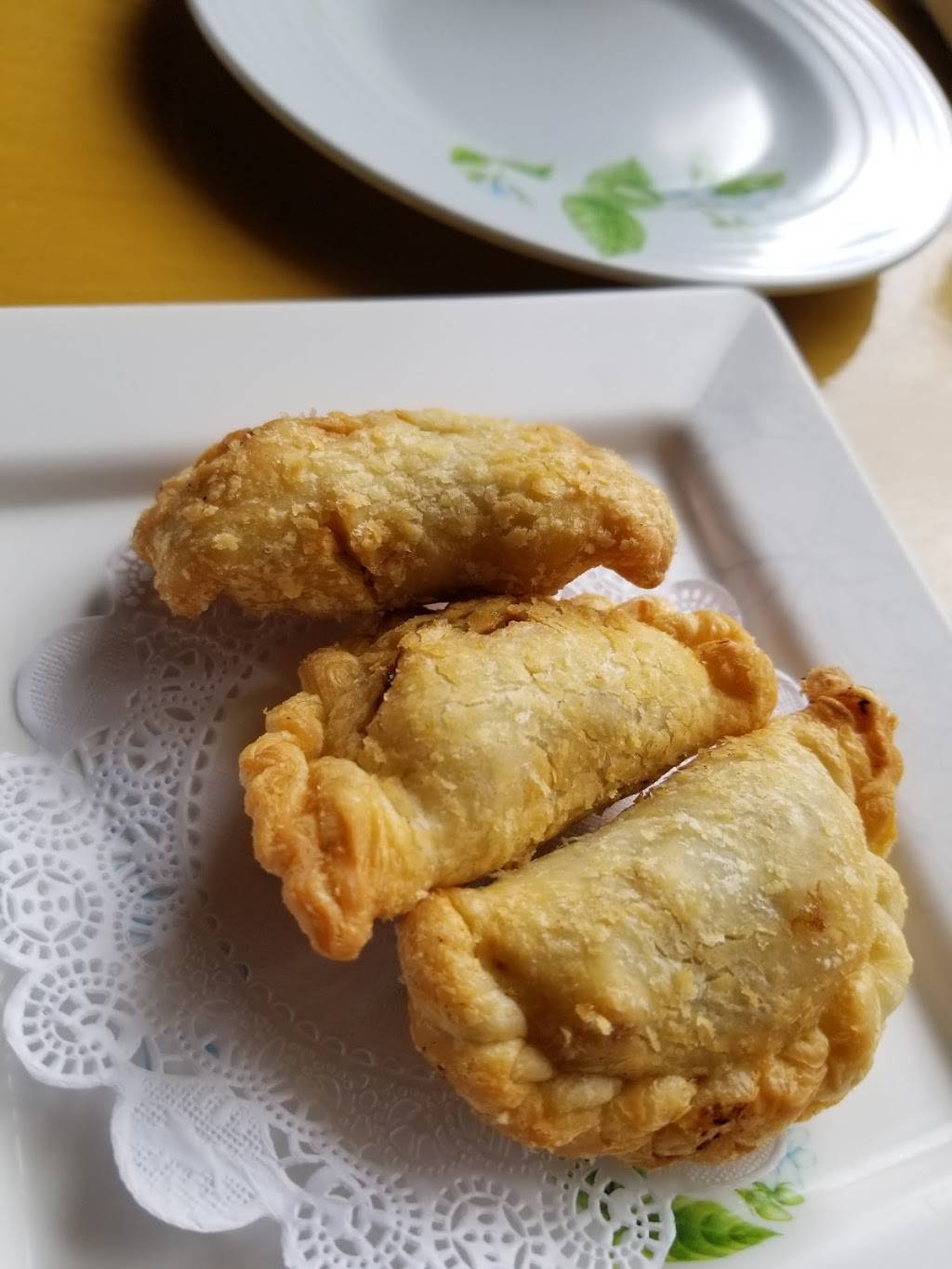 Naradeva Thai Restaurant | restaurant | 4696 Millenia Plaza Way, Orlando, FL 32839, USA | 4079030300 OR +1 407-903-0300