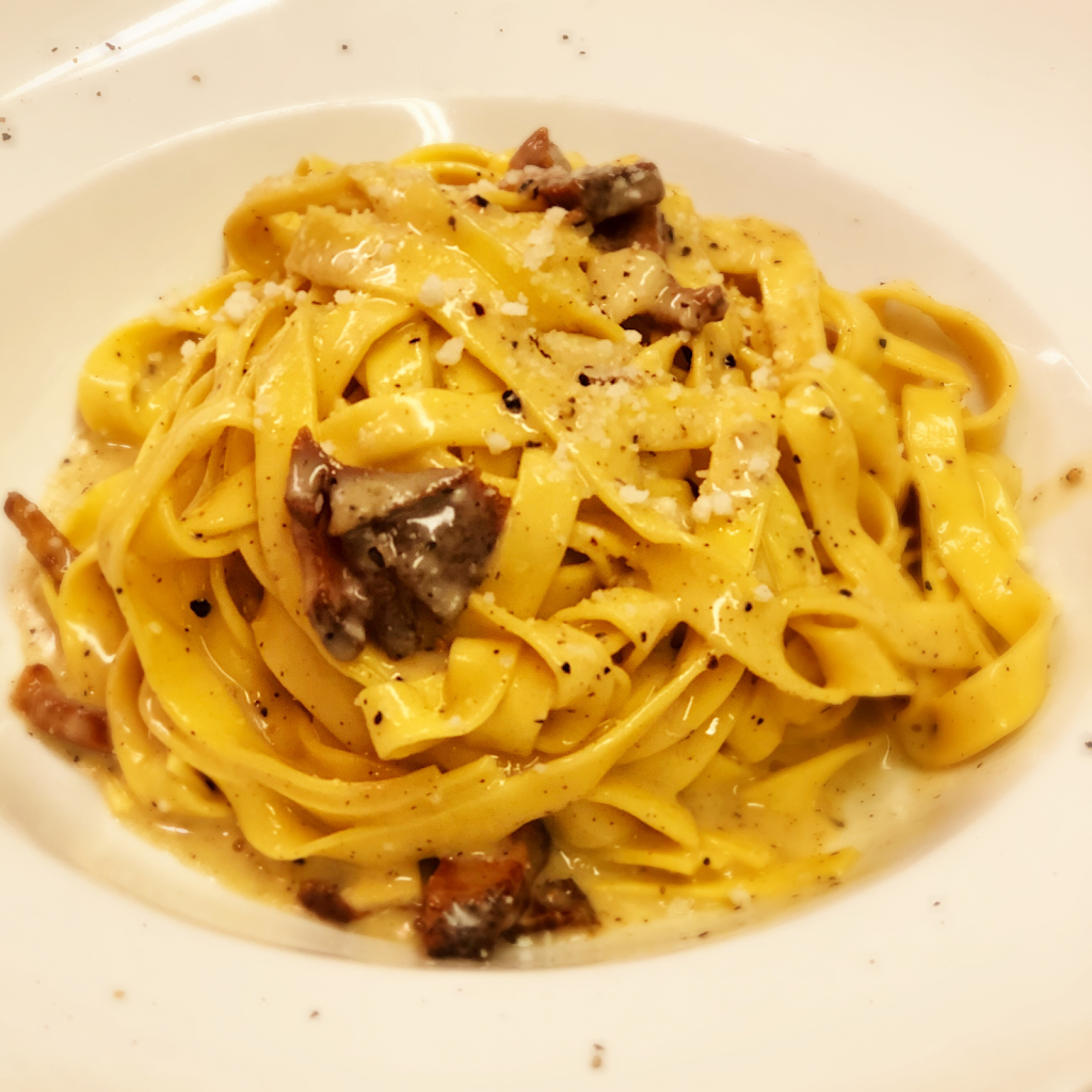 Pellegrinos | restaurant | 1271 Noyack Rd, Southampton, NY 11968, USA | 6312839742 OR +1 631-283-9742