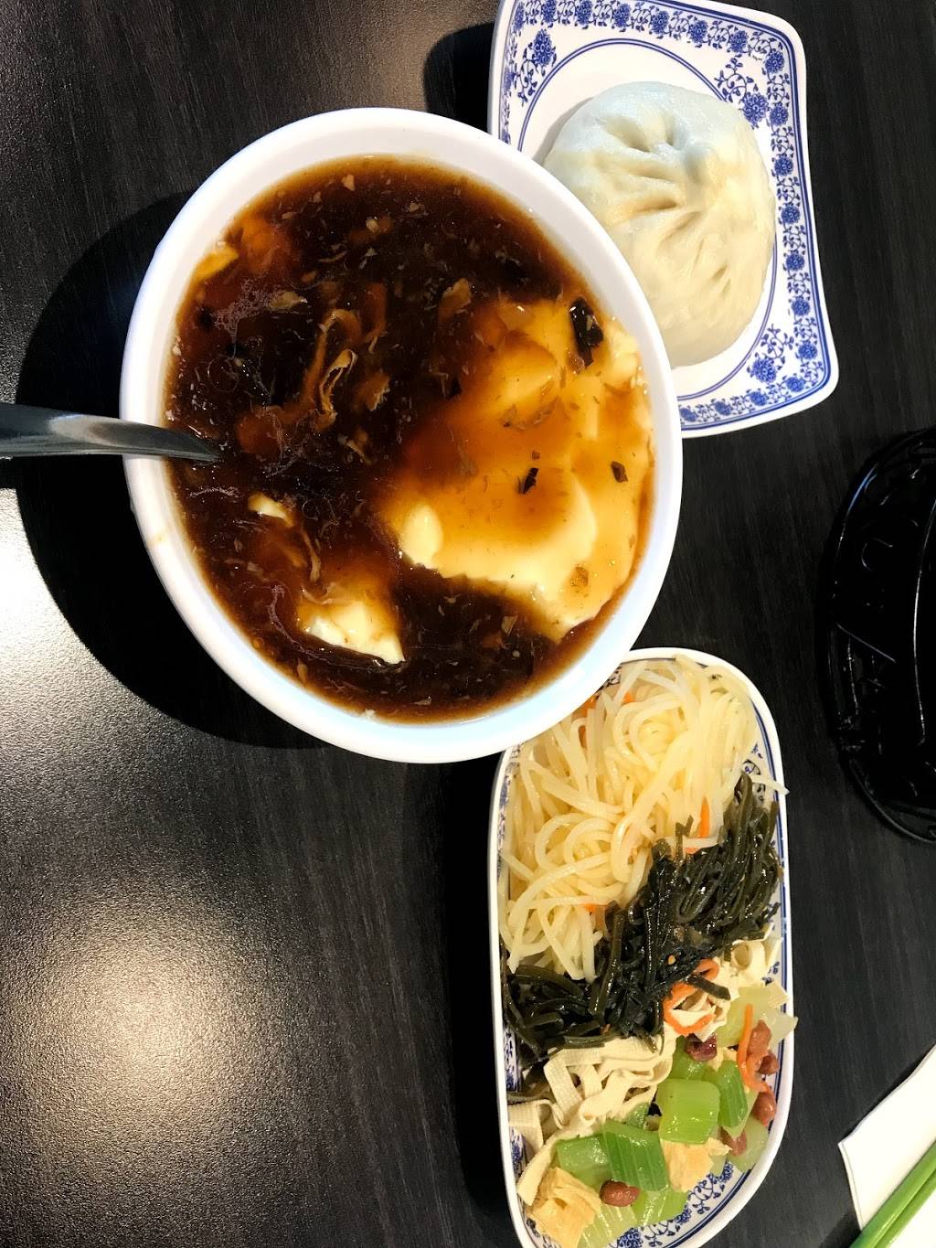 慶豐包子(Qing Feng Bun) | restaurant | 3278 Midland Ave, Scarborough, ON M1V 0C9, Canada | 6473456633 OR +1 647-345-6633