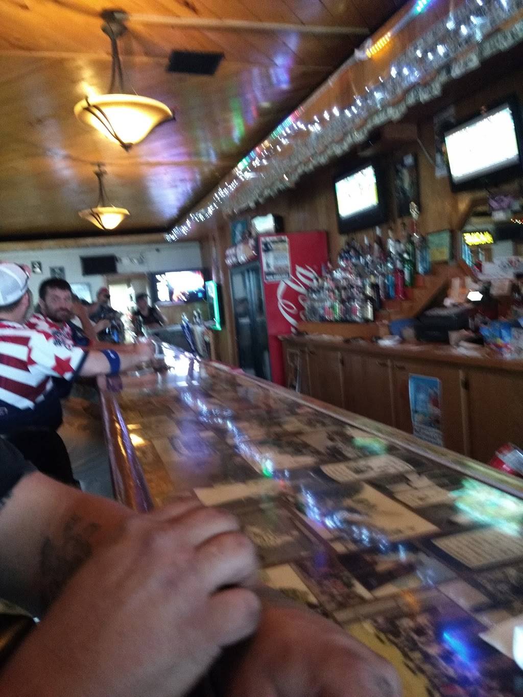 Infield Bar & Pizzeria Inc | restaurant | 234 Superior Ave, Crystal Falls, MI 49920, USA | 9068753398 OR +1 906-875-3398