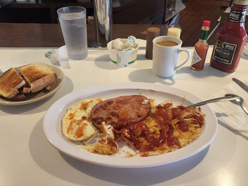 Crossroads Truck Stop | night club | 2020 US-730, Umatilla, OR 97882, USA | 5419223297 OR +1 541-922-3297