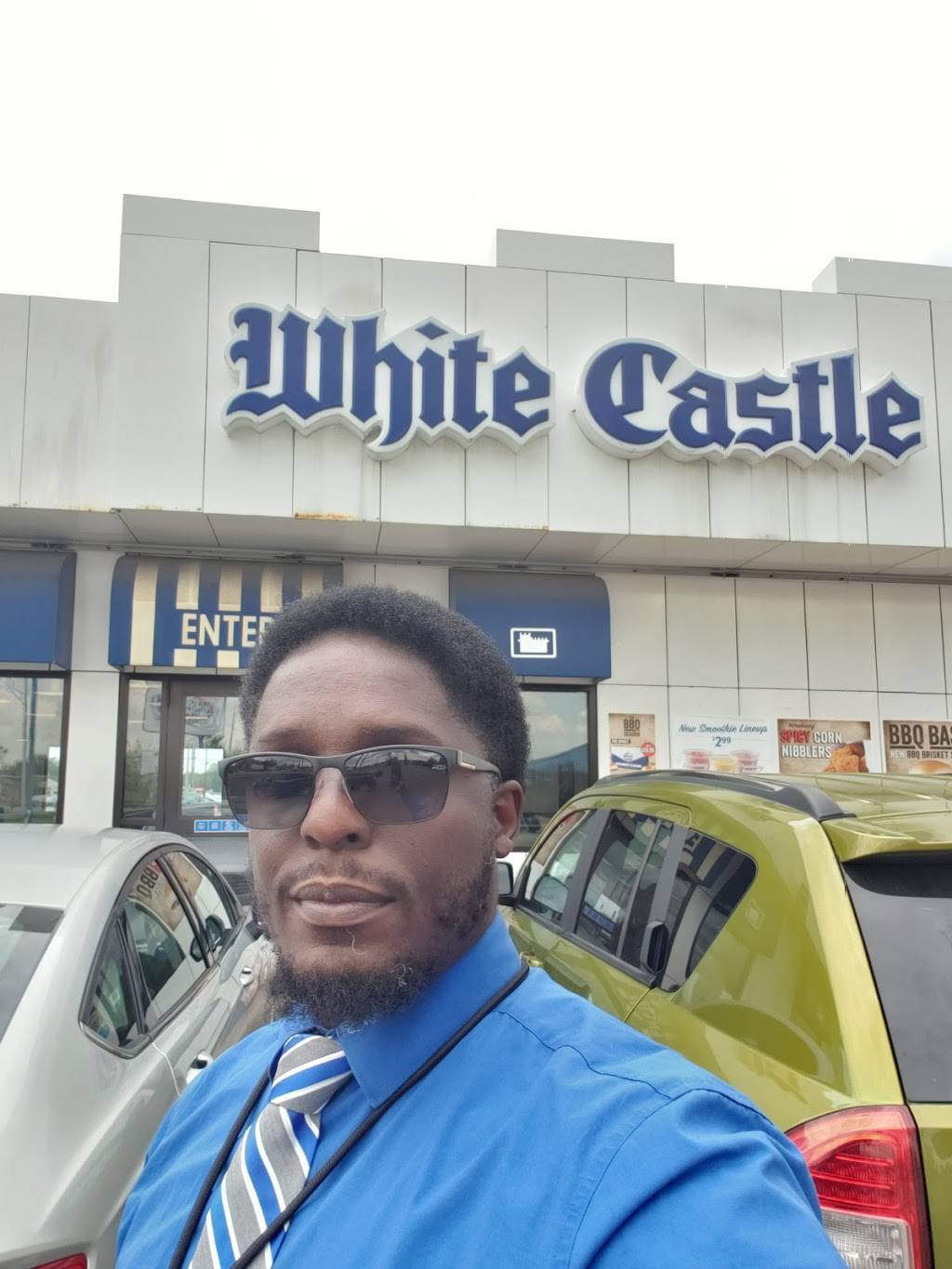 White Castle | restaurant | 28840 Dequindre Rd, Warren, MI 48092, USA | 5865742076 OR +1 586-574-2076