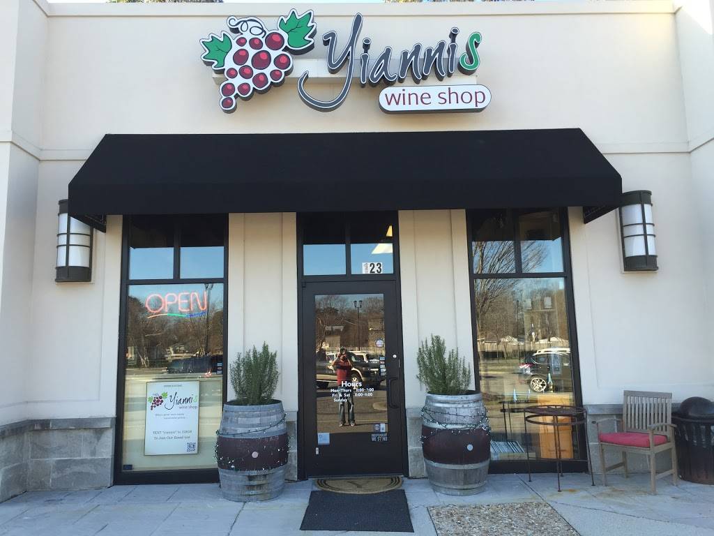 Yiannis Wine & Food | restaurant | 401 N Great Neck Rd #118, Virginia Beach, VA 23454, USA | 7574639463 OR +1 757-463-9463