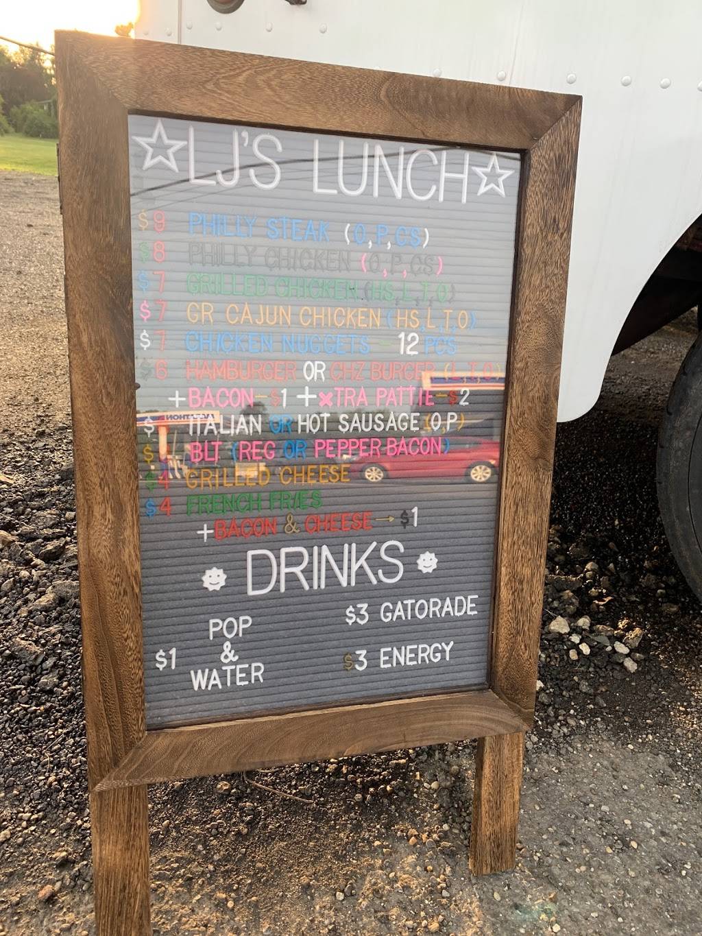 LJs Food Truck | restaurant | 10960 W Akron-Canfield Rd, Canfield, OH 44406, USA | 2347160636 OR +1 234-716-0636