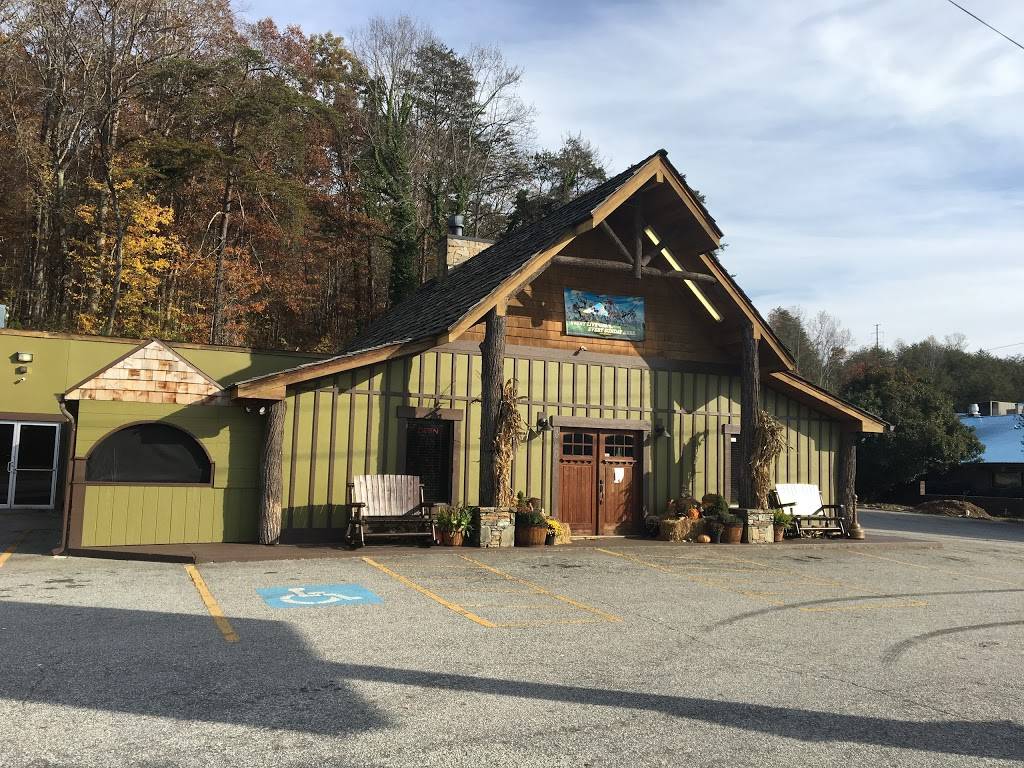 Boondocks Sports Bar & Grill | restaurant | 4201 us Old US hwy 221 s, Marion, NC 28752, USA | 8287568300 OR +1 828-756-8300