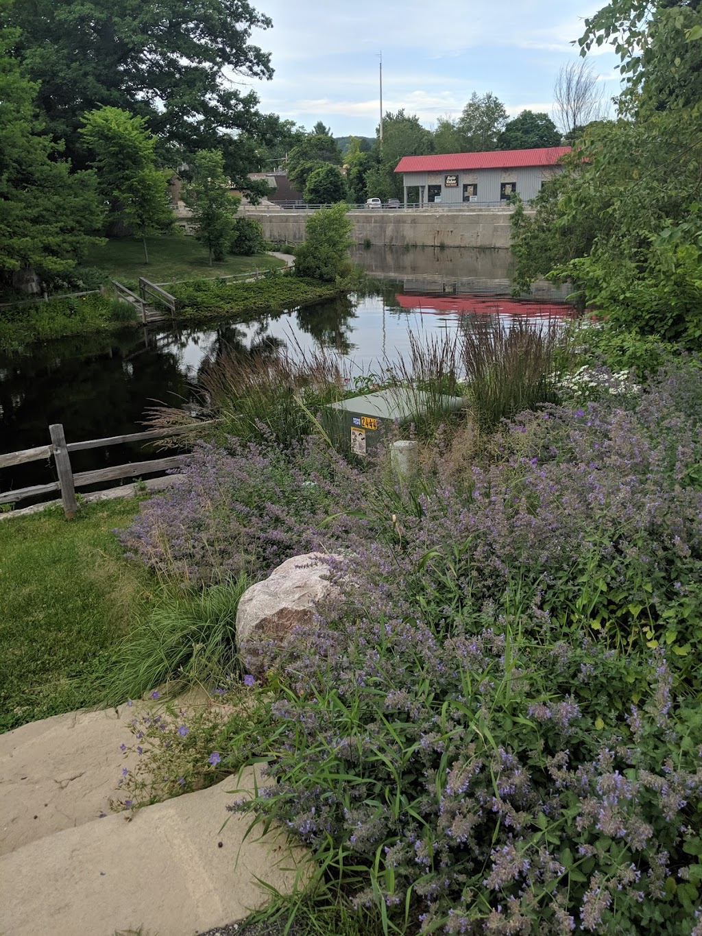 Boyne River Inn | restaurant | 229 Water St, Boyne City, MI 49712, USA | 2312224053 OR +1 231-222-4053