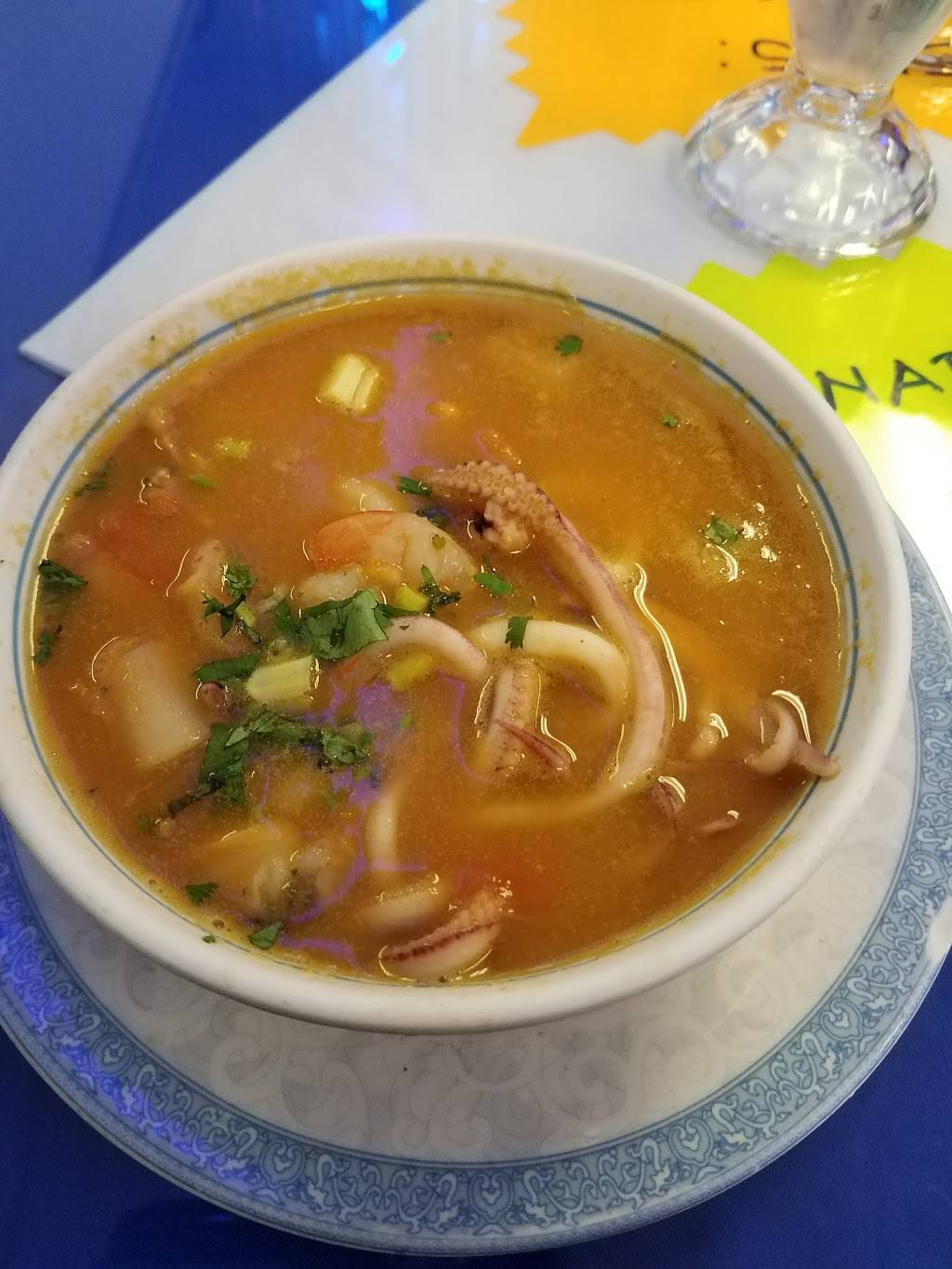 El Marinero | restaurant | 156 S Broadway, Yonkers, NY 10701, USA | 9144231840 OR +1 914-423-1840