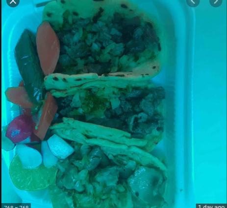 Daniels tacos y pupusas | restaurant | 21138 Roscoe Blvd, Canoga Park, CA 91306, USA | 8186140429 OR +1 818-614-0429