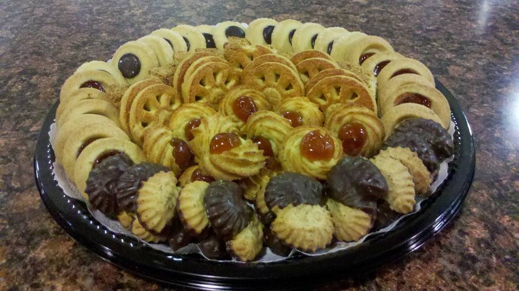 Roccos Italian Market & Deli | restaurant | 1761 N Vermont Ave, Los Angeles, CA 90027, USA | 3234030900 OR +1 323-403-0900