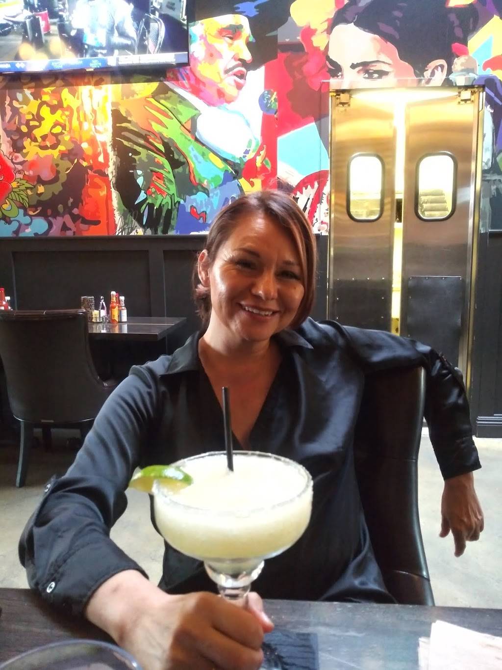 Garcias South of the Border Cantina & Grill | restaurant | 136 W Commonwealth Ave, Fullerton, CA 92832, USA | 7145193906 OR +1 714-519-3906