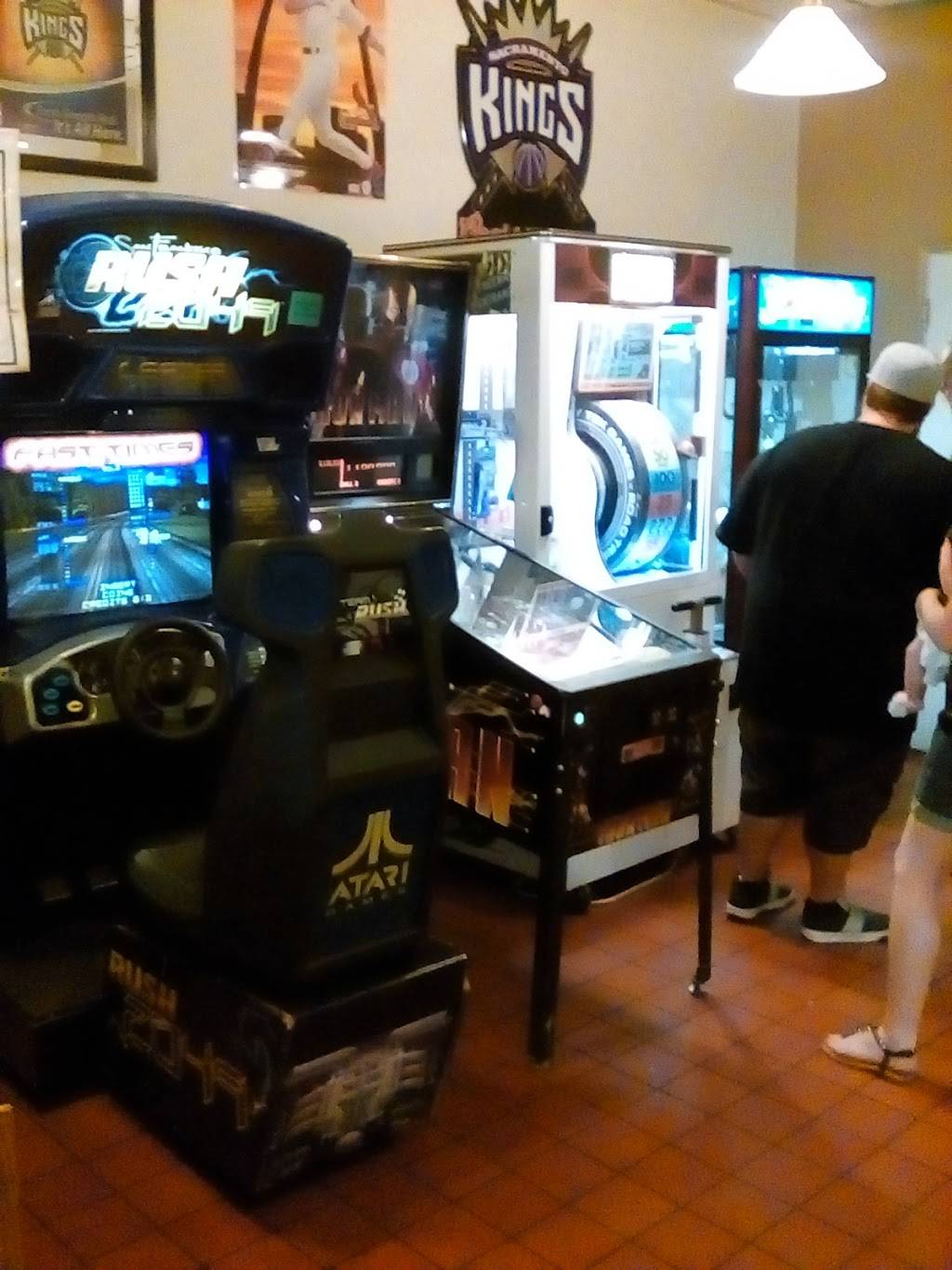 Mountain Mikes Pizza | meal delivery | 151- D, W McKnight Way, Grass Valley, CA 95945, USA | 5302729066 OR +1 530-272-9066