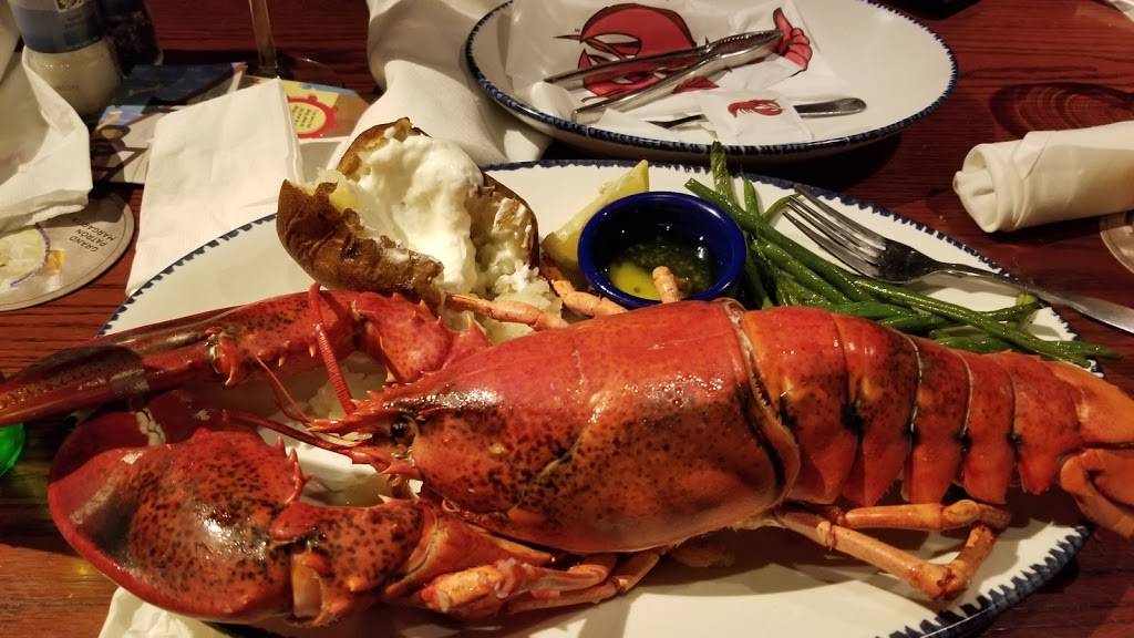 Red Lobster | restaurant | 1403 S Alma School Rd, Fiesta Mall, Mesa, AZ 85210, USA | 4806108701 OR +1 480-610-8701