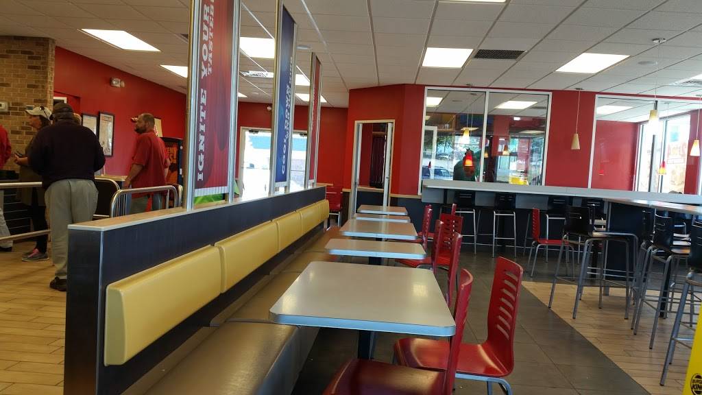 Burger King | restaurant | 21 Medical Center Dr, Dawsonville, GA 30534, USA | 7064006344 OR +1 706-400-6344