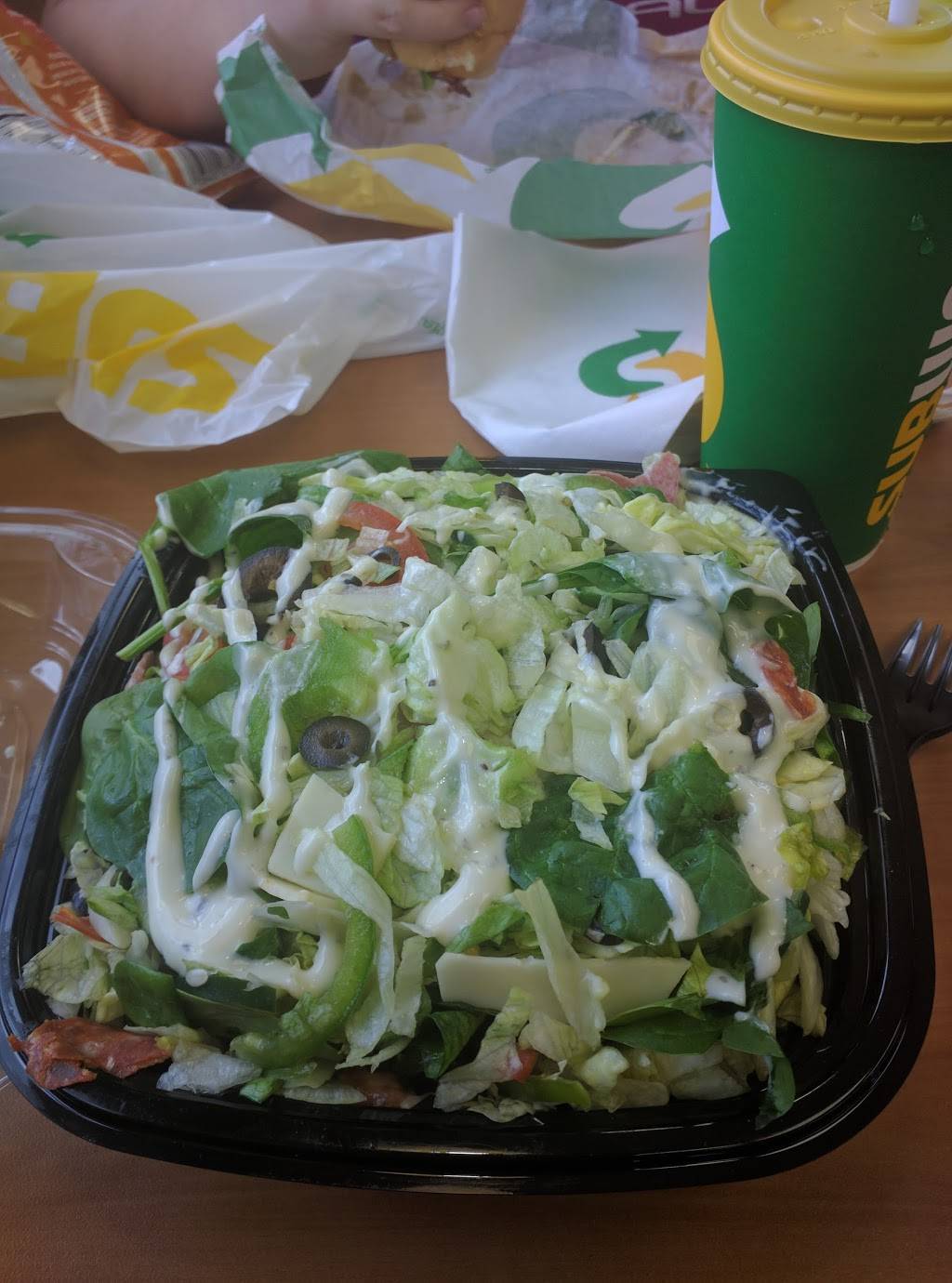 Subway | meal takeaway | 285 E Main St, Santaquin, UT 84655, USA | 8017541505 OR +1 801-754-1505