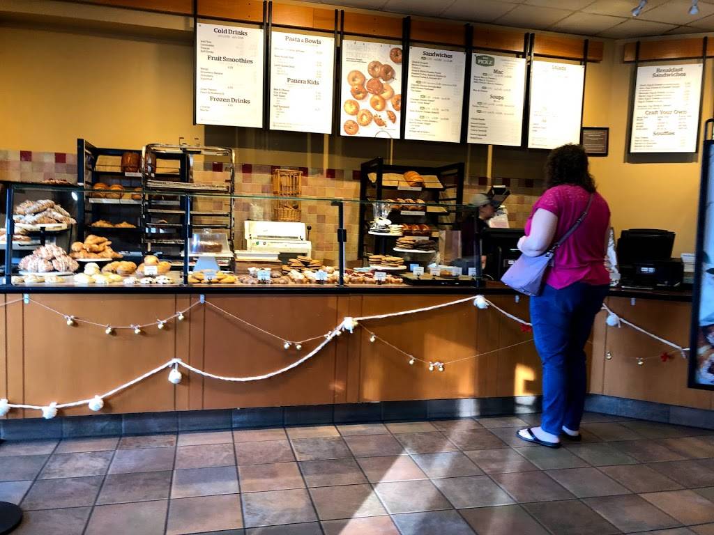 Panera Bread | cafe | 7041 Farm to Market 1960 Road East, Atascocita, TX 77346, USA | 2818124448 OR +1 281-812-4448