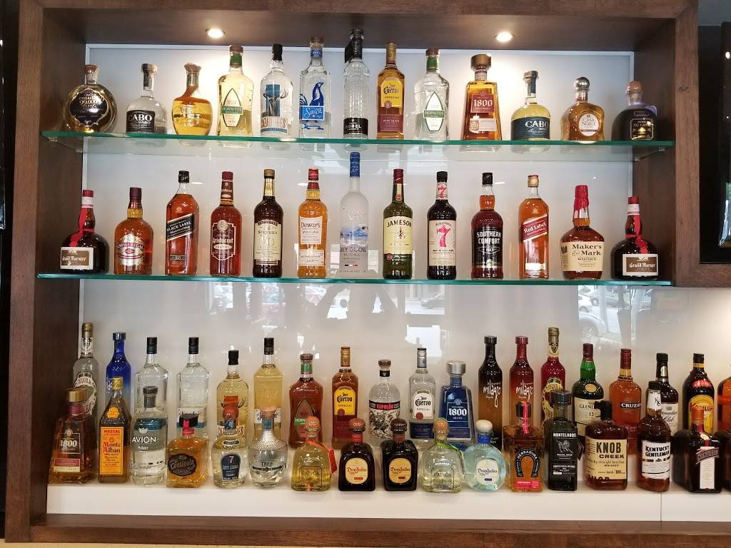 Don Tequila Mexican Restaurant | restaurant | 4947 Tamiami Trail N #110, Naples, FL 34103, USA | 2395296472 OR +1 239-529-6472