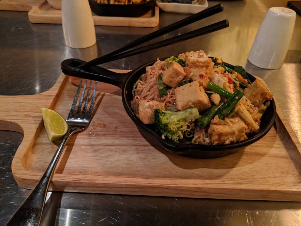 MThai | restaurant | 875 N Main St #303, Alpharetta, GA 30009, USA | 7708645651 OR +1 770-864-5651