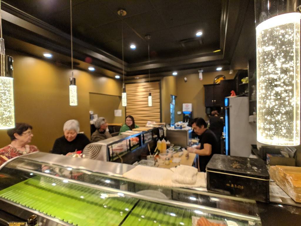 Ayame Sushi | restaurant | 2046 Nut Tree Rd #A, Vacaville, CA 95687, USA | 7074557883 OR +1 707-455-7883