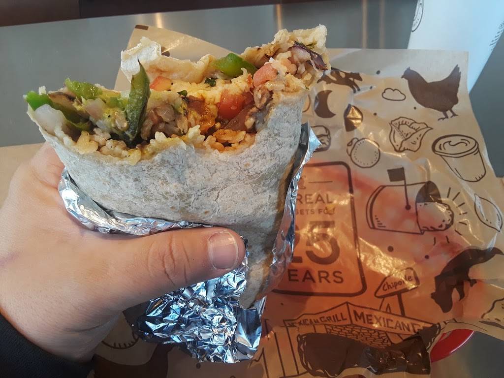 Chipotle Mexican Grill | restaurant | 1205 S Havana St b1, Aurora, CO 80012, USA | 3033693700 OR +1 303-369-3700
