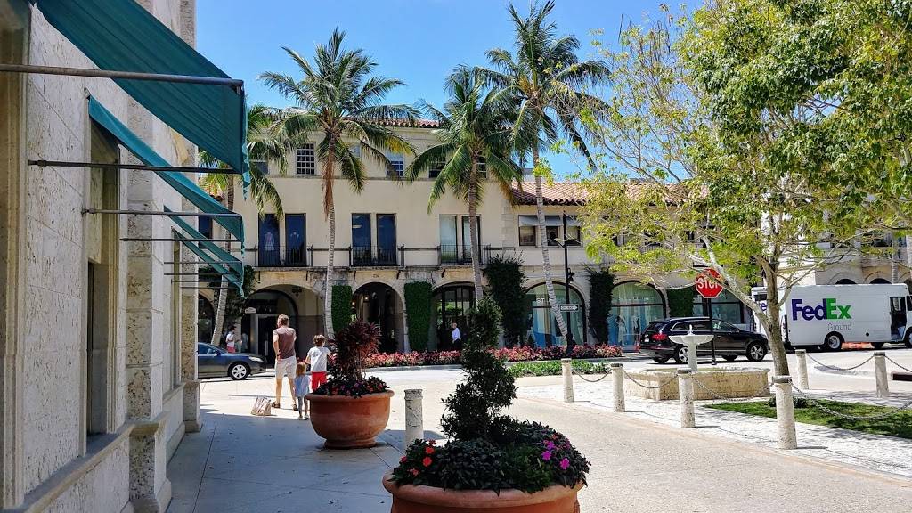 Cafe Via Flora | cafe | 240 Worth Ave, Palm Beach, FL 33480, USA | 5615144959 OR +1 561-514-4959