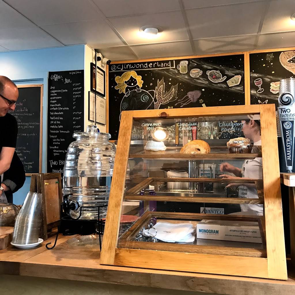 The Satellite Cafe | bakery | 942 W Montrose Ave, Chicago, IL 60613, USA | 7739440152 OR +1 773-944-0152