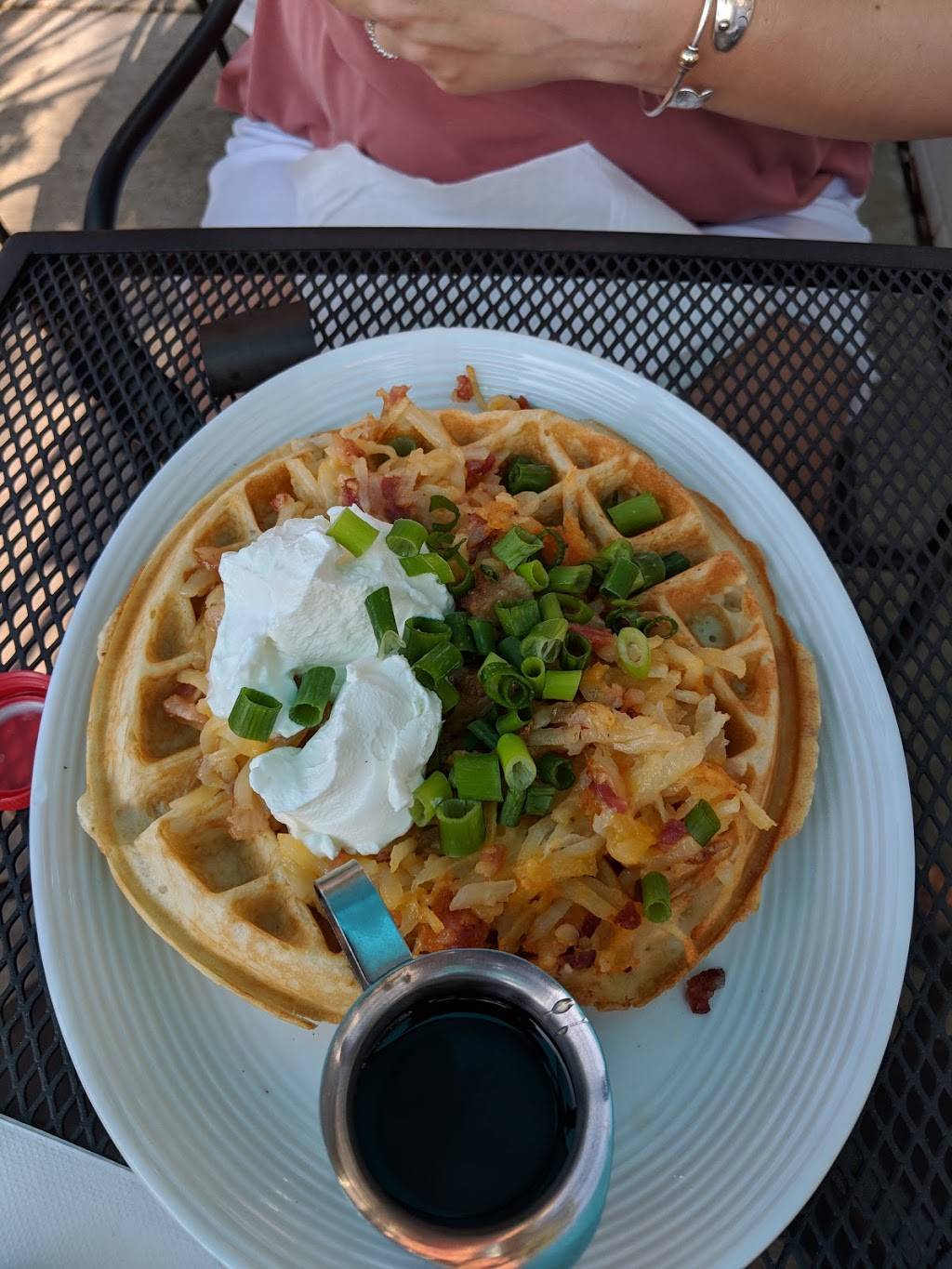 Nectar Coffee and Wine Bistro | restaurant | 106 Hume Ave, Alexandria, VA 22301, USA | 5714316150 OR +1 571-431-6150