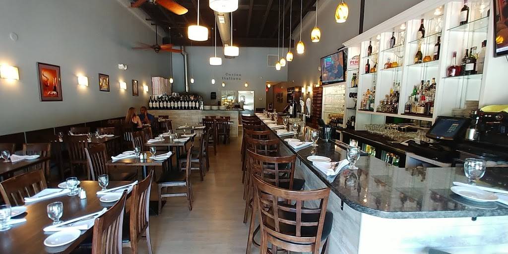 Marcos Restaurant | restaurant | 47 Newbury St, Peabody, MA 01960, USA | 9788546906 OR +1 978-854-6906