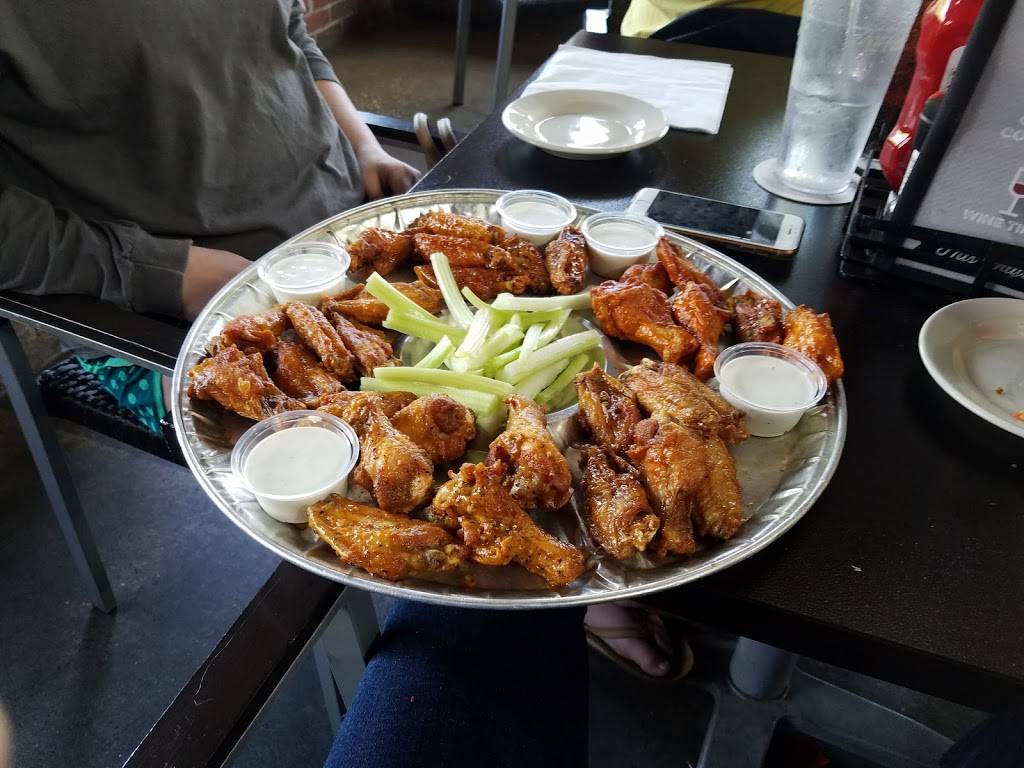 Wild Wing Cafe | cafe | 1181 Oakland Market Rd, Mt Pleasant, SC 29466, USA | 8438498646 OR +1 843-849-8646