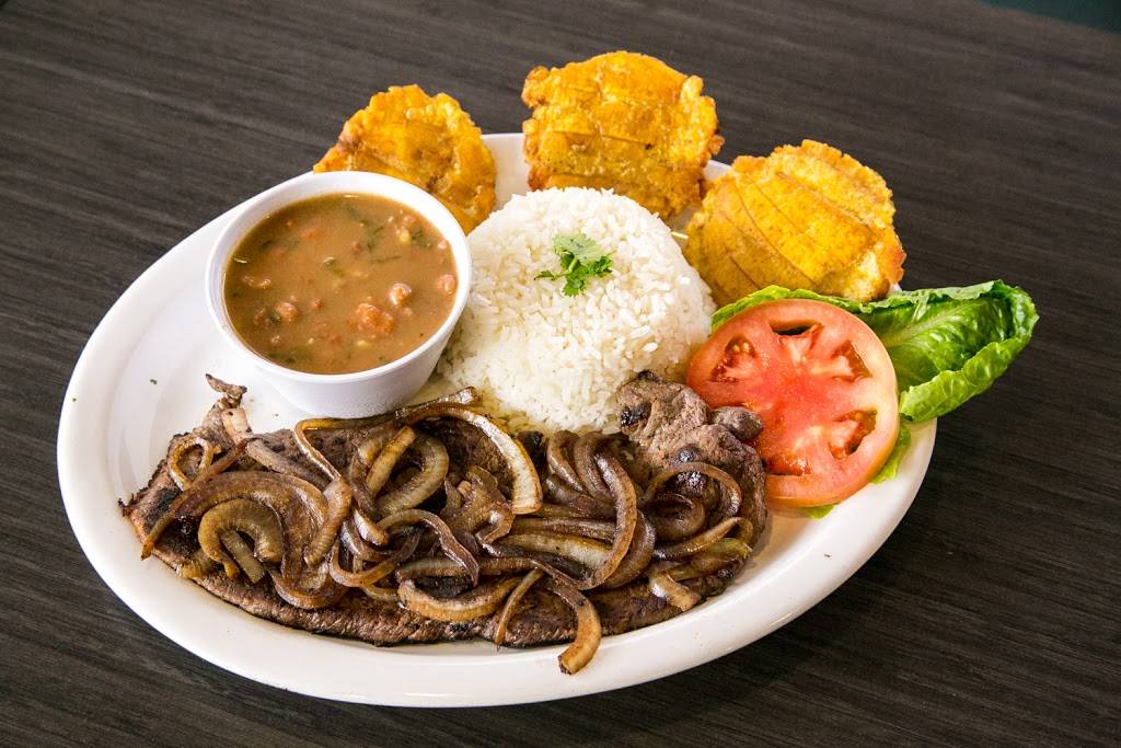 Soneros Latin Grill | restaurant | 13524 S John Young Pkwy, Orlando, FL 32837, USA | 4074384480 OR +1 407-438-4480