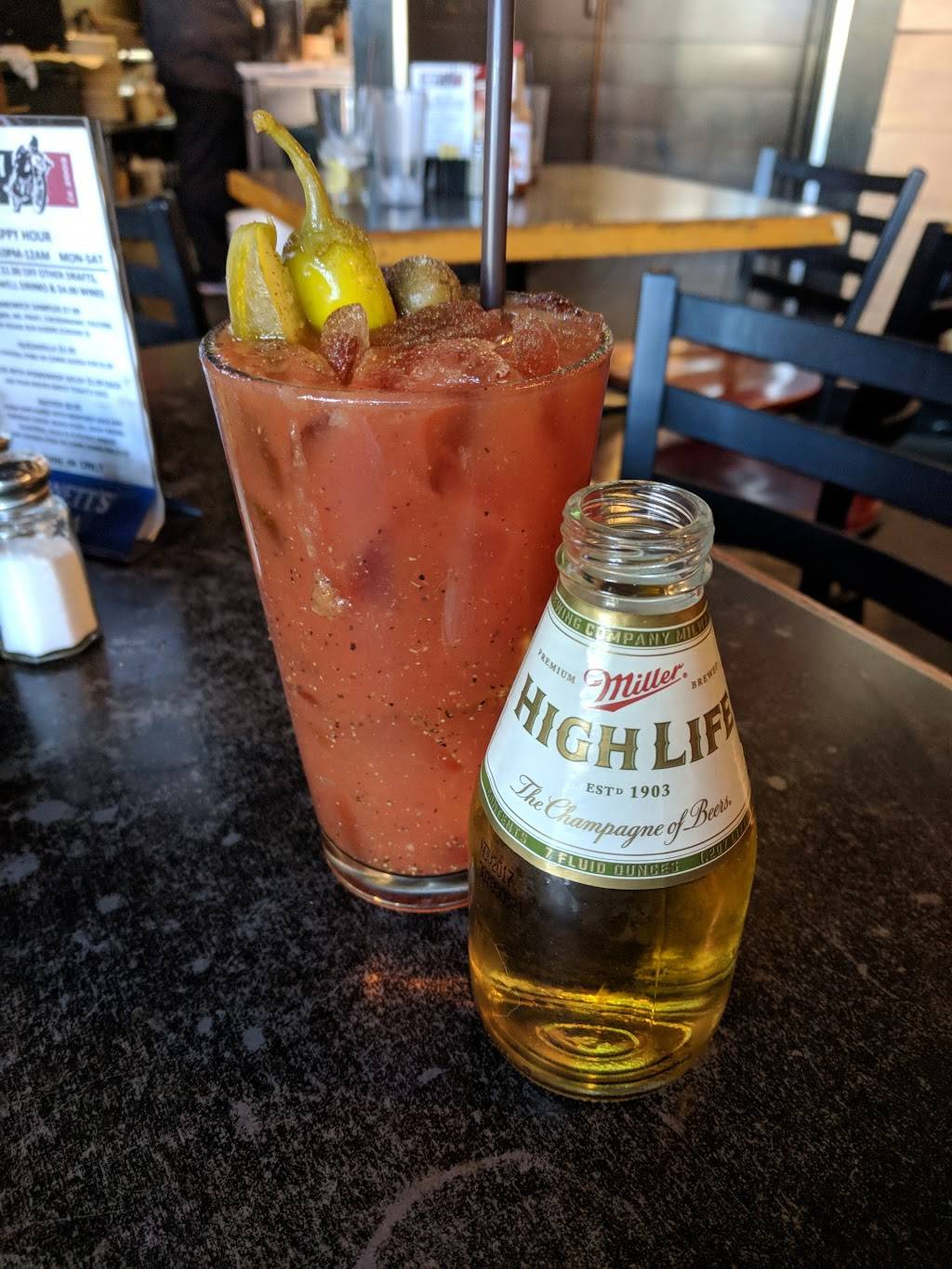 Smarty Pants | restaurant | 6017 Airport Way S, Seattle, WA 98108, USA | 2067624777 OR +1 206-762-4777