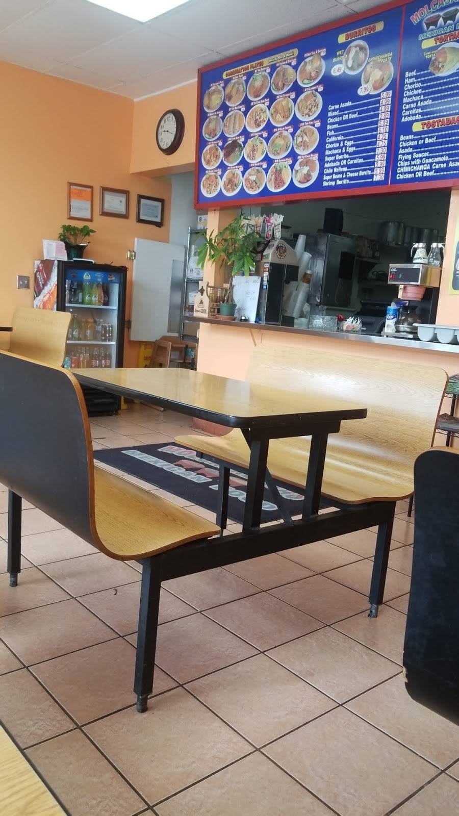 Molcasalsitas | restaurant | 307 S Brookhurst Rd, Fullerton, CA 92833, USA | 7144473700 OR +1 714-447-3700