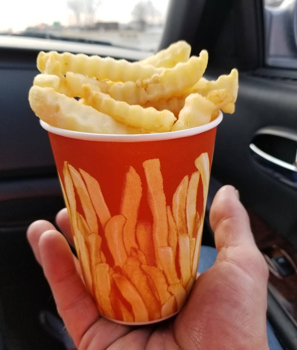 Dairy Joy Drive-In | restaurant | 9230, 435 E Lincoln Ave, Hinckley, IL 60520, USA | 8152867701 OR +1 815-286-7701