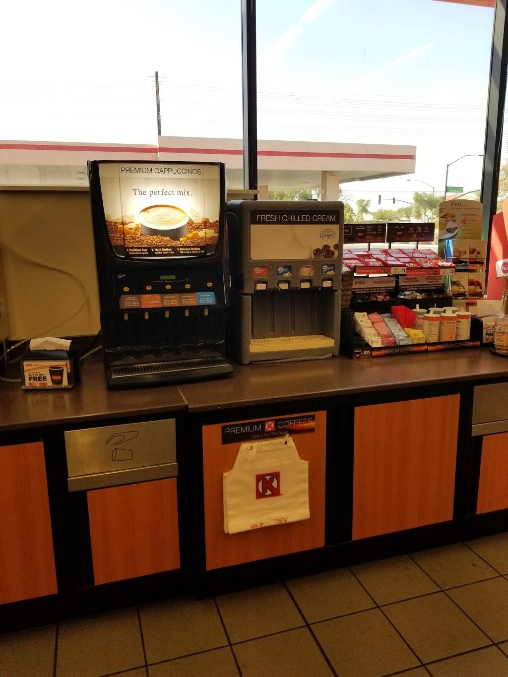 Circle K | meal takeaway | 33 S Val Vista Dr, Gilbert, AZ 85296, USA | 4806321625 OR +1 480-632-1625