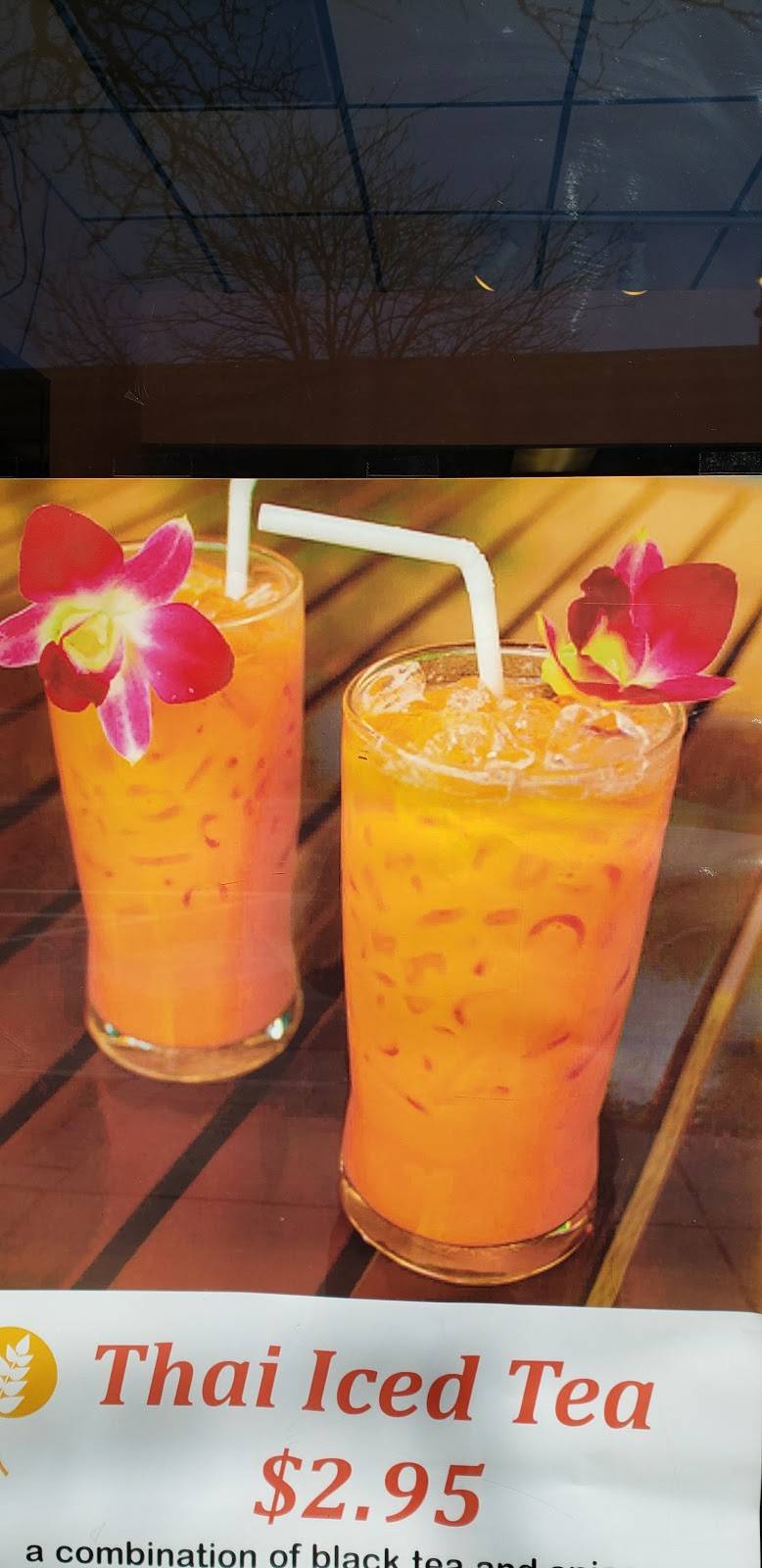 Charm Thai Bistro | restaurant | 412 Main St, Wakefield, MA 01880, USA | 7812241178 OR +1 781-224-1178