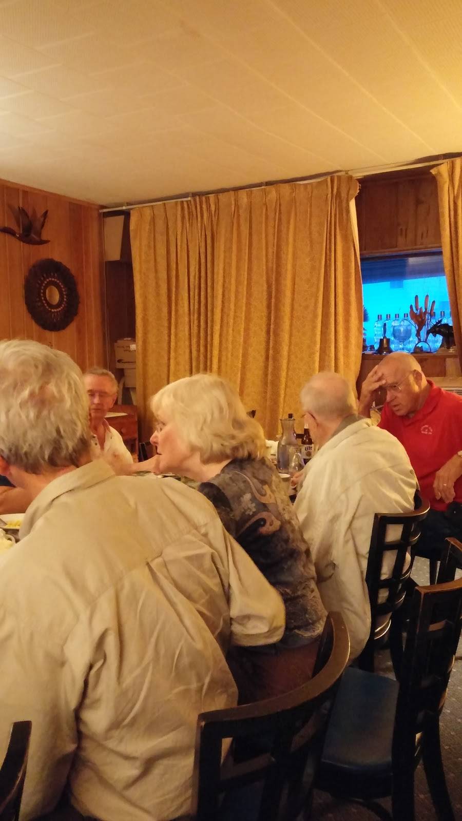 Voelkers Steak House | restaurant | 415 E South St, Beaver Dam, WI 53916, USA | 9208859924 OR +1 920-885-9924