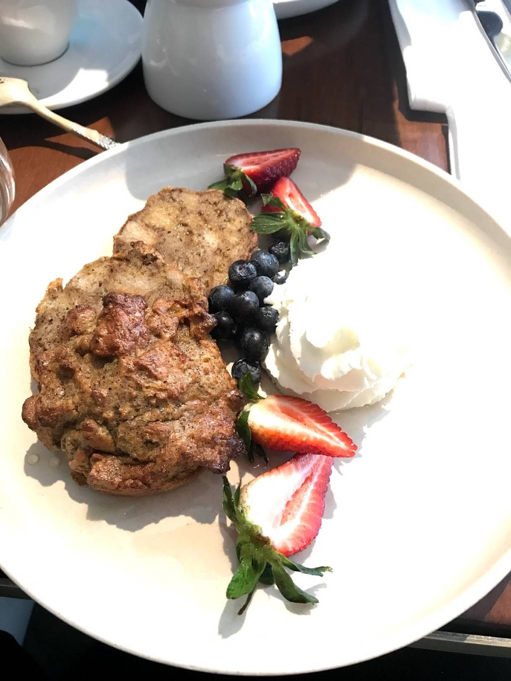 Common Good Cafe & Social House | cafe | 85 Bayfield St, Barrie, ON L4M 3A7, Canada | 7057342227 OR +1 705-734-2227