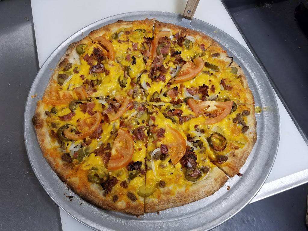 Rias Pizzaria | restaurant | 422 TX-22, Clifton, TX 76634, USA | 2546222500 OR +1 254-622-2500